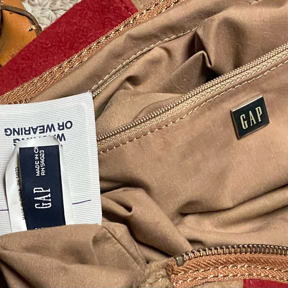 GAP Women’s Purse Bag Tan and Red Soft - Picture 4 of 10